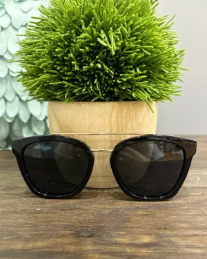 I-SEA Chloe Sunglasses in Black/Smoke