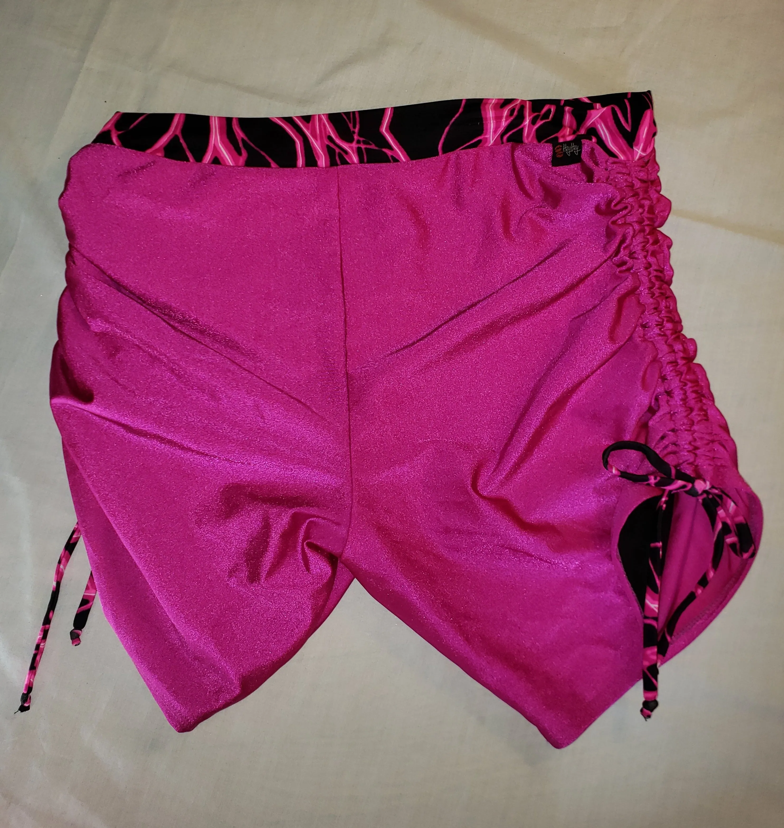 Long Side Scrunch Short - Pink with Pink Electric